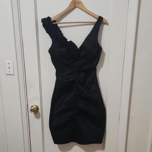 Elegant Black One-Shoulder Dress